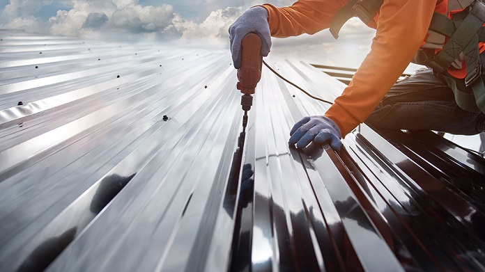 Những dấu hiệu cần sửa chữa mái tôn nhà xưởng xuống cấp