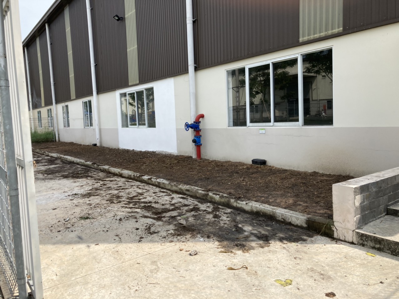 Đơn vị nào sửa chữa nhà xưởng đi thuê tại KCN Bourbon An Hòa uy tín ?